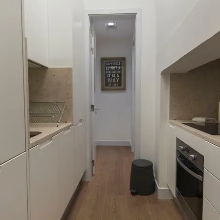 High Ceiling Duplex At Cais Do Sodre *