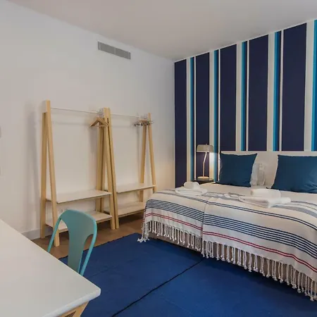 Apartment High Ceiling Duplex At Cais Do Sodre